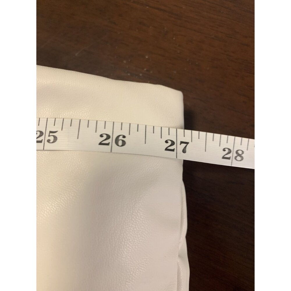 Old Navy White Faux Leather Puffer Vest XL Snap‎ Front - Picture 4 of 9